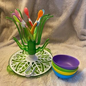 Munchkin Bottle Drying Rack, Bowl and Spoon Bundle